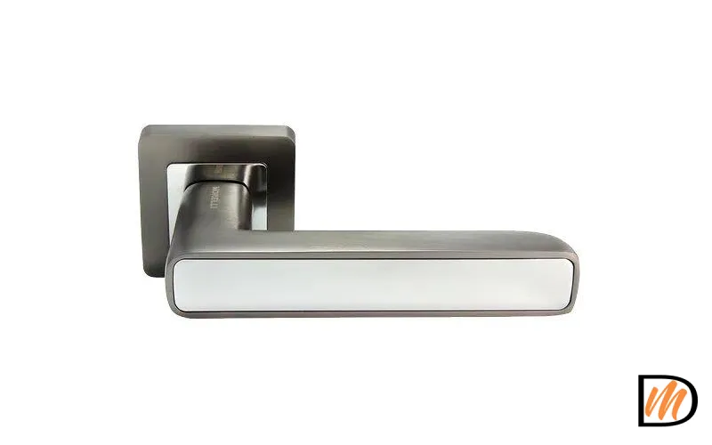 Ручка дверная 