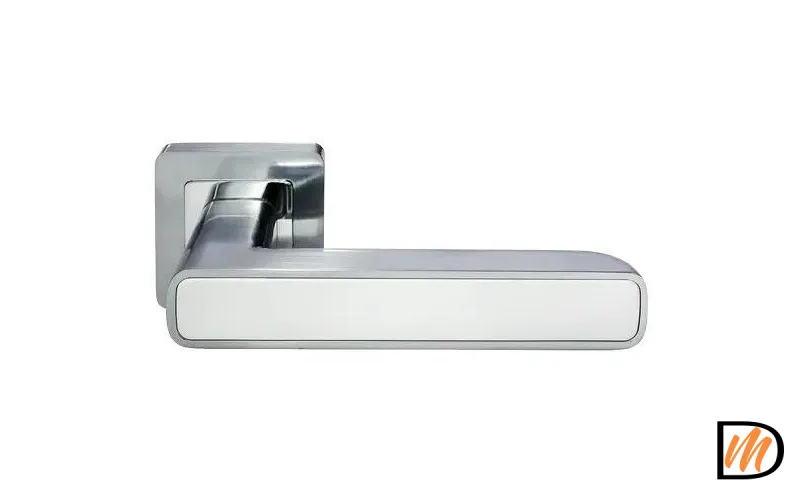 Ручка дверная 