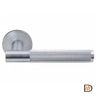 Ручка дверная AZRIELI MH-57-R6T SC раздельная на круглой розетке 6 мм, цвет мат. хром, ЦАМ Light