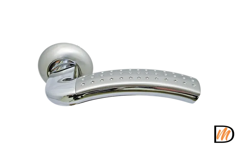 Ручка дверная ПАЛАЦЦО MH-02P SN/CP на круглой розетке, цвет бел. никель/хром с перфорацией, ЦАМ