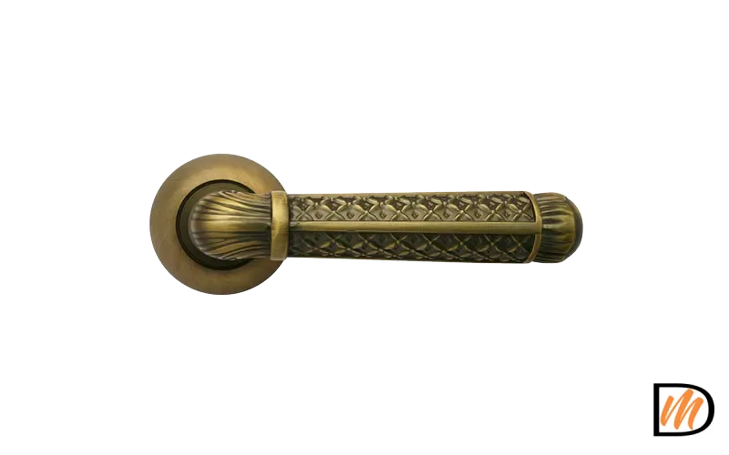 Ручка дверная HERMITAGE III MH-32 COF на круглой розетке, цвет кофе, ЦАМ