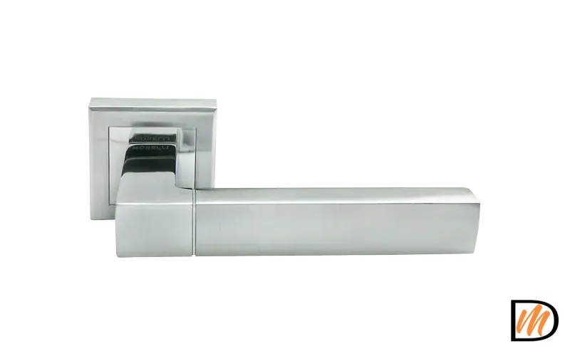 Ручка дверная FUKOKU MH-28 SC/CP-S раздельная на квадратной розетке, цвет мат.хром/хром, ЦАМ