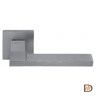 Ручка дверная YSTAD MH-47-S6 SSC раздельная на квадратной розетке 6 мм, цвет суперматовый хром, ЦАМ Light