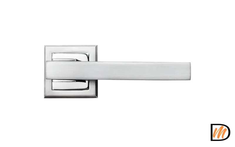 Ручка дверная PIQUADRO MH-37 SC/CP-S на квадратной накладке, цвет мат.хром/хром, ЦАМ Light