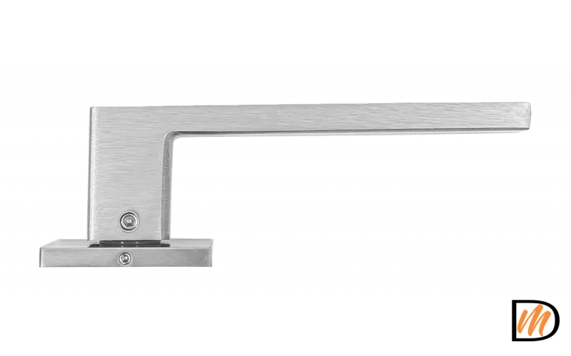 Ручка дверная SULLA  MH-48-S6 SSC/BL на квадратной розетке 6 мм, цвет суперматовый хром / черный, ЦАМ Light