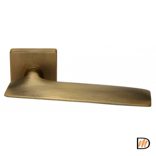 Ручка дверная GALACTIC S5 CAFFE раздельная на квадратном основании, цвет кофе, ЦАМ