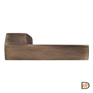 Ручка дверная SHUTTLE CAFFE раздельная на розетке, цвет кофе, ЦАМ