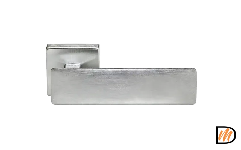 Ручка дверная SPACE-SQ CSA раздельная на квадратной розетке, цвет - мат. хром, ЦАМ