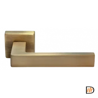 Ручка дверная HORIZONT-SQ CAFFE раздельная на квадратной розетке 7 мм, цвет кофе, ЦАМ